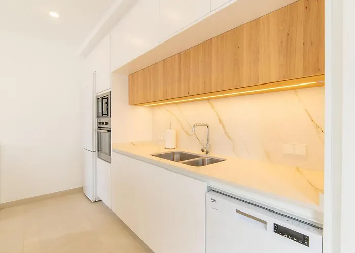 Na Pilena * קאלה ראטג'אדה